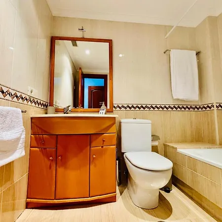 Holibai, Vagalume, Comodo, Centrico Y Con Parking, Apartment Baiona